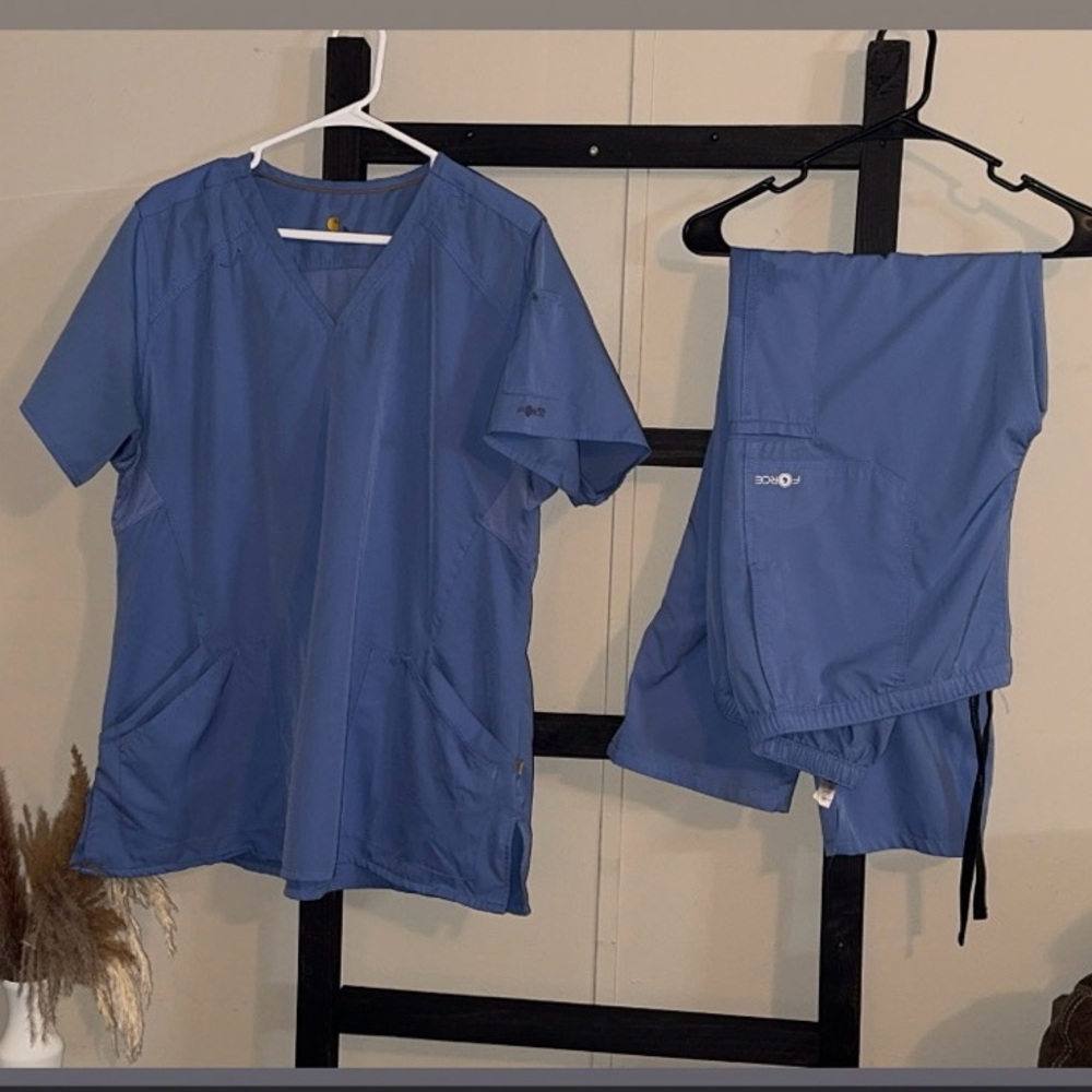 Carhartt Force Scrubs. XL Set. $30.